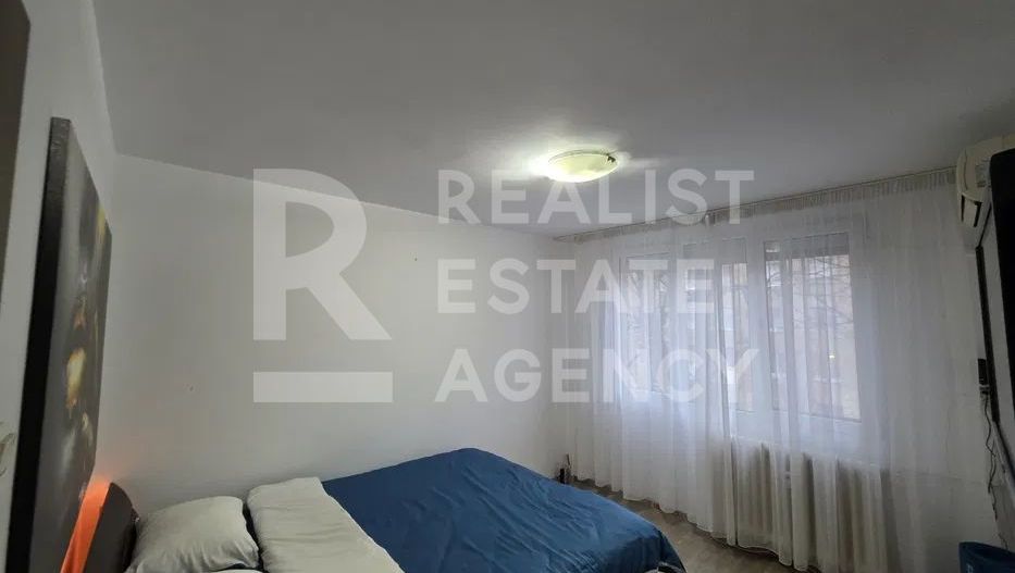 Vânzare, apartament cu 2 camere în zona Drumul Taberei - Poză 2