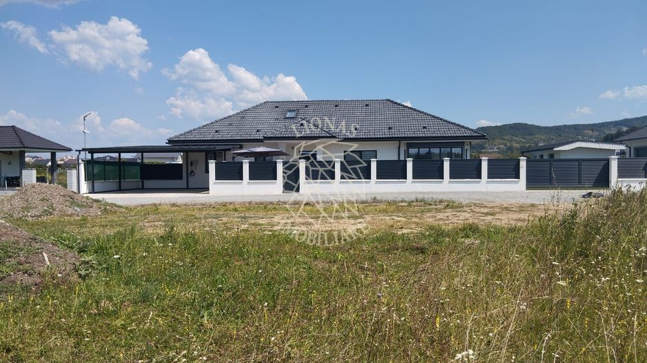 Teren Intravilan 550 mp-ideal casa-Zona Zavoaie - Poză 2