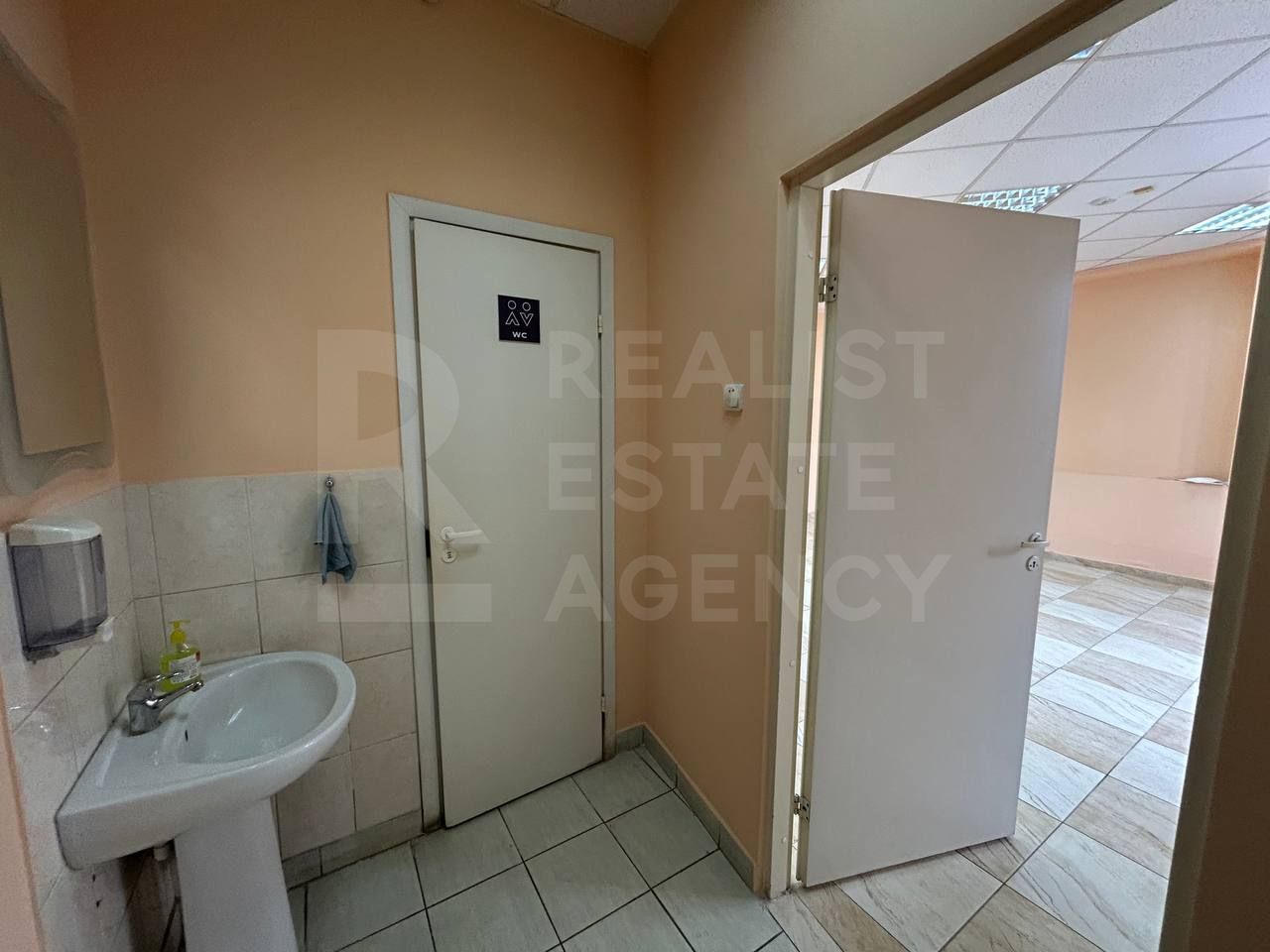 Chirie, spațiu comercial, 90,7 mp, strada Decebal, Bălți - Poză 7