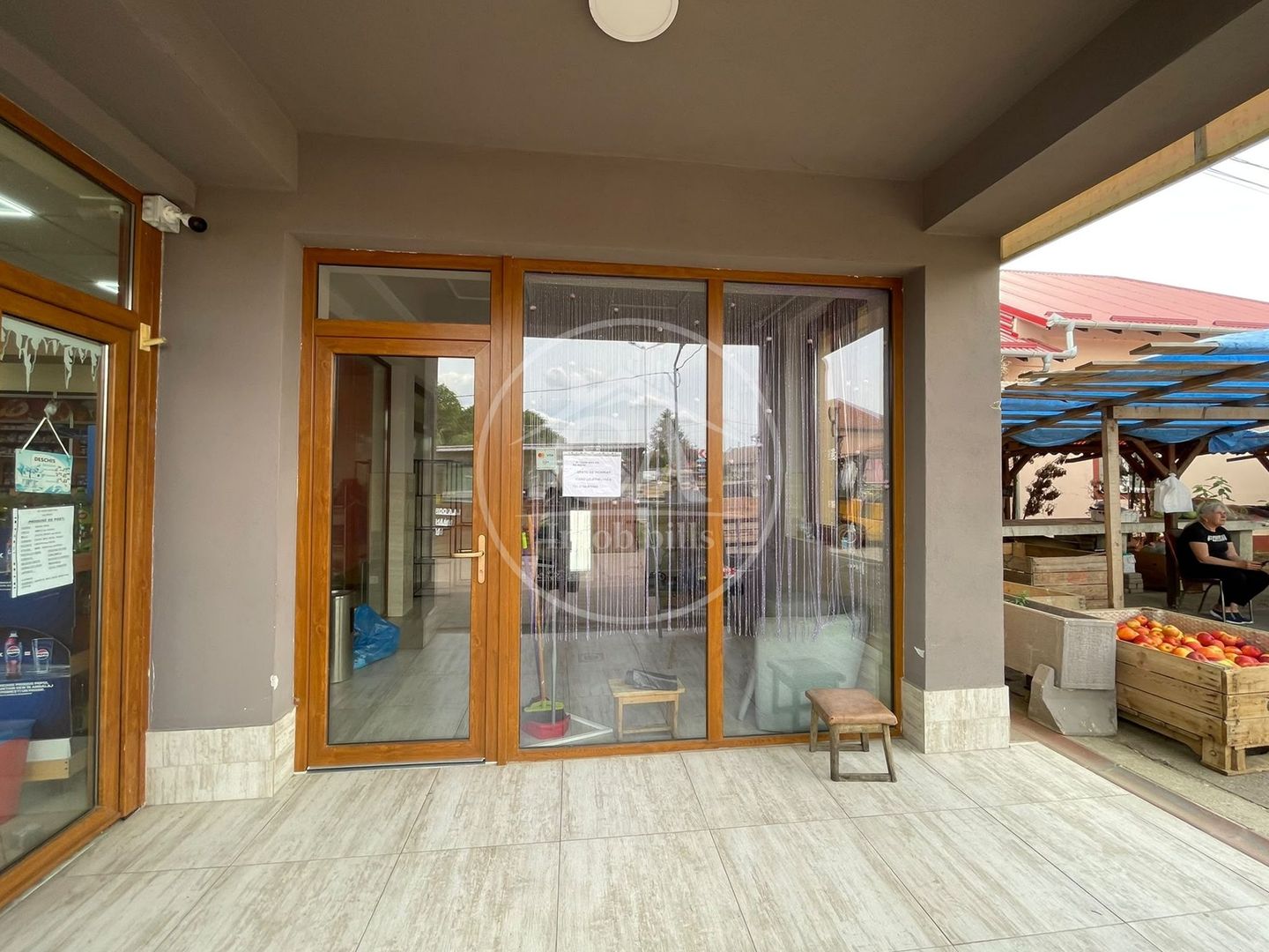 Spatiu comercial de inchiriat in zona Biharia, Bihor - Poză 1
