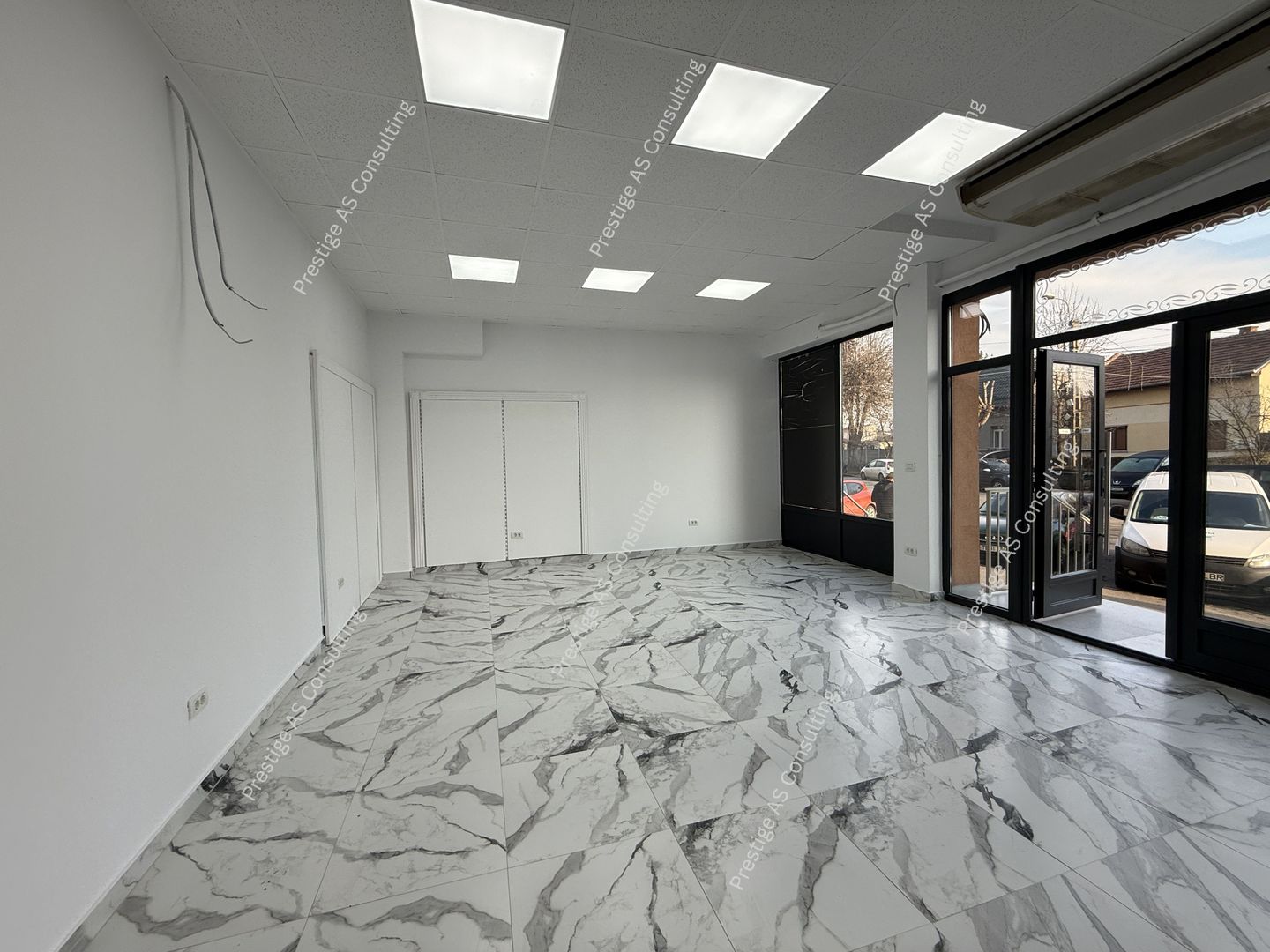 SAD 50mp | Pretabil Birouri, Patiserie, Carmangerie | Blascovici - Poză 9