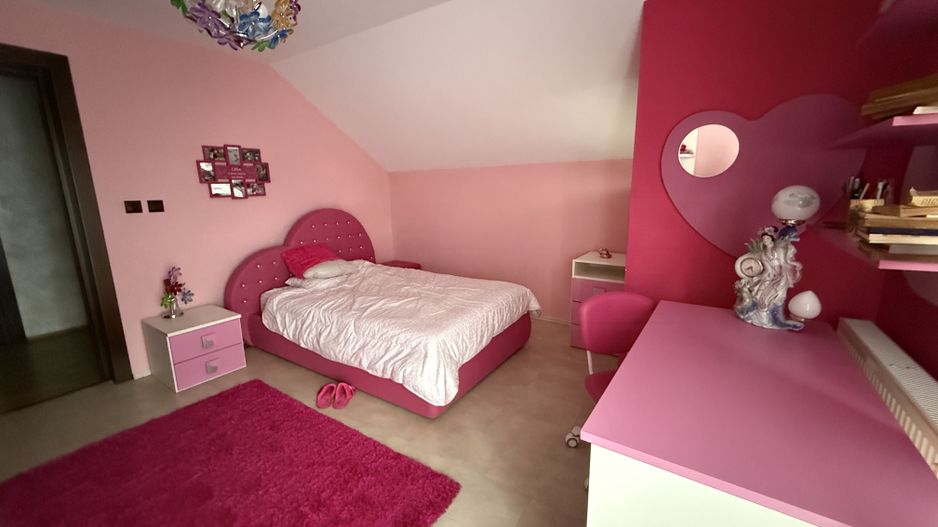 Casă 4 dormitoare | 230 MP | Central | Mobilată & Utilată | 280.000 € - Poză 25