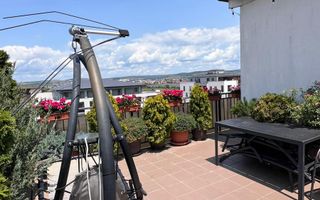 Penthouse mobilat si utilat, Turnisor- Terasa 52mp- vedere panoramica - Poză 9