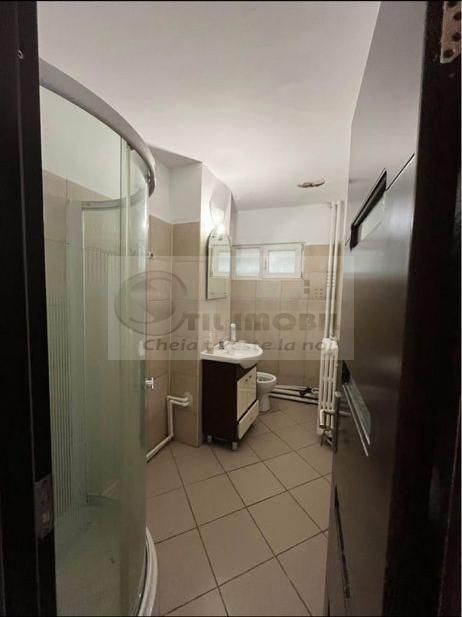 Spațiu comercial de vânzare – Splai Bahlui Mal Drept-105 000 € - Poză 4