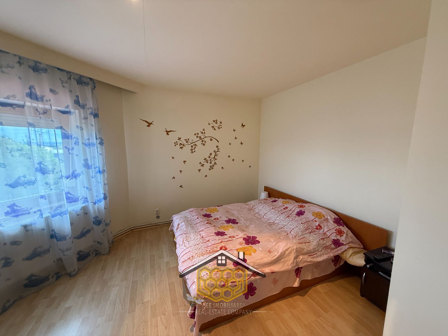 Casa P+1 cu garaj si 950 mp teren in Simnicul de jos -  Comision 0% - Poză 7