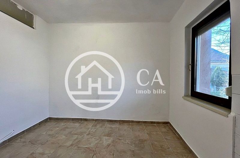 Apartament de vânzare la curte comună în zona Ultracentrală, Oradea - Poză 5