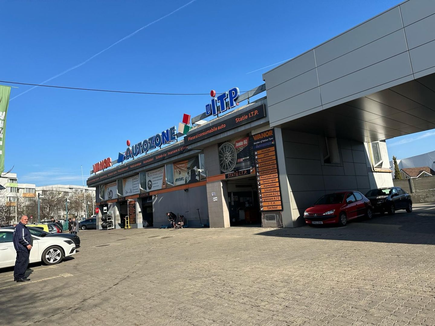 Income-generating asset cu potențial de dezvoltare –Sos Pipera / Barbu Văcărescu - Poză 5