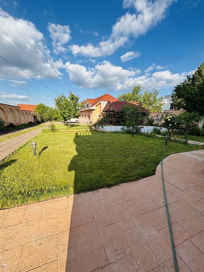 VILA CU 14 CAMERE SI 3405 MP TEREN IN SANMARTIN - Poză 3