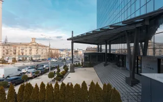 Spațiu Comercial. Business Centrul ROYAL TOWER - Poză 15