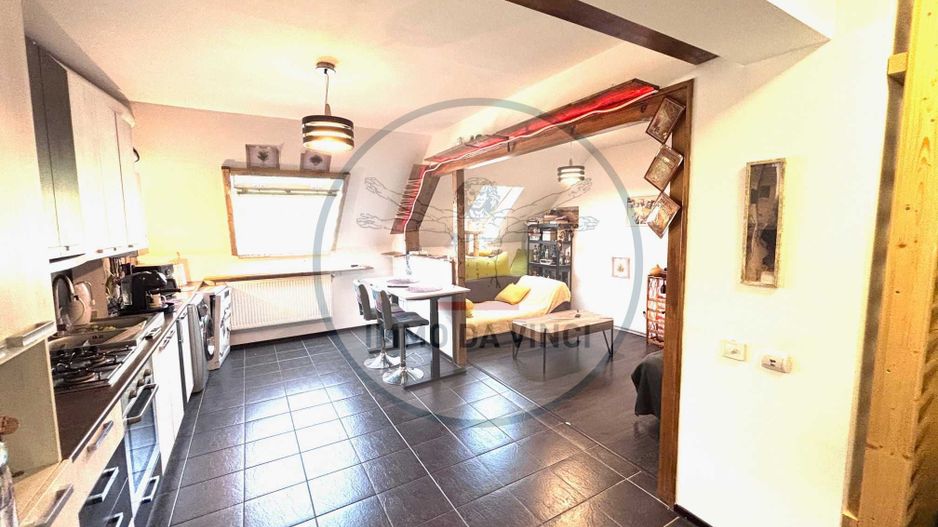 Apartament 3 camere, 2 niveluri, 78 mp + pod 25 mp, parțial mobilat - Poză 2