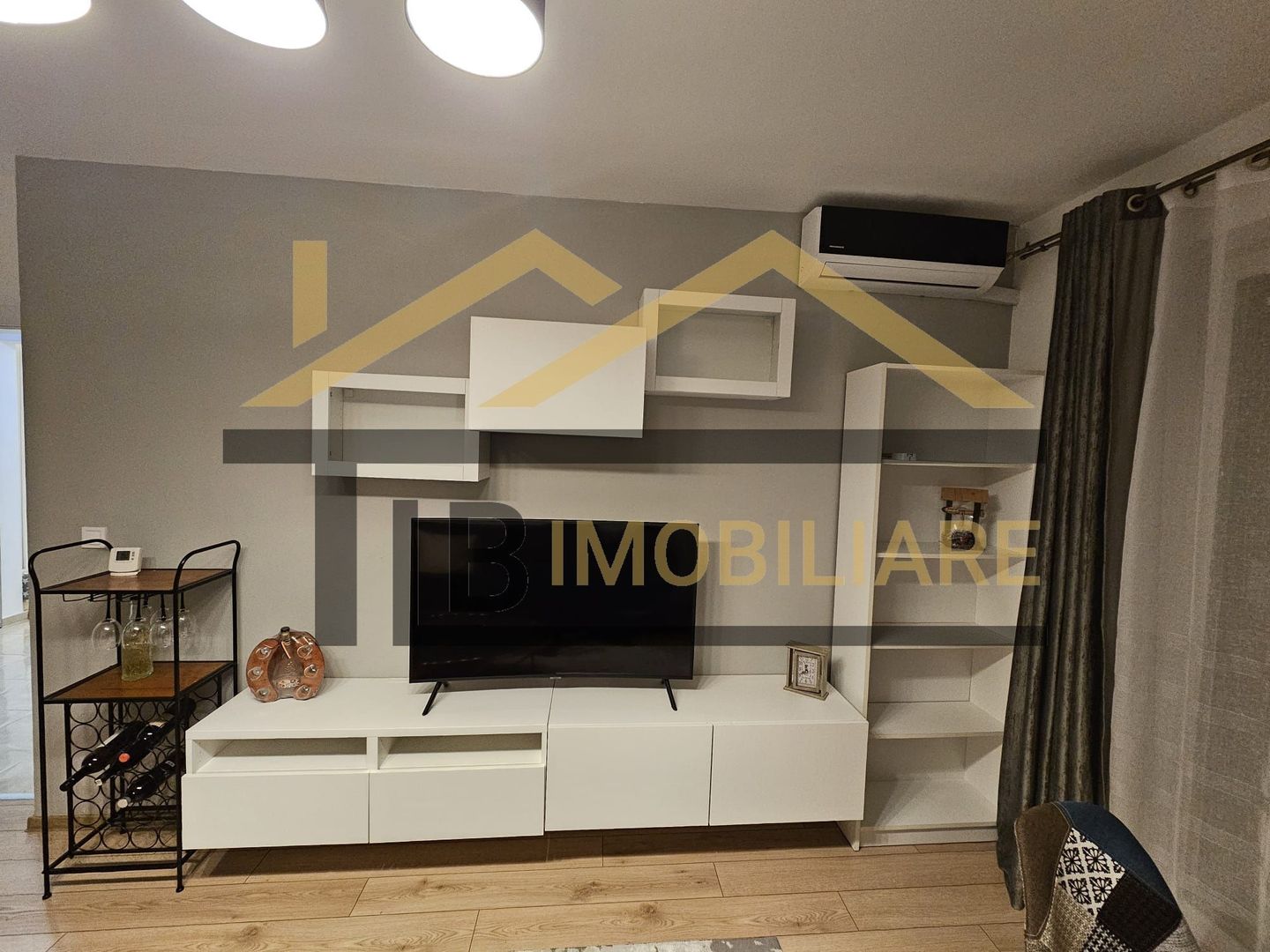 Apartament de 2 camere, 68mp, decomandat, parcare, Zona Maurer - Poză 3