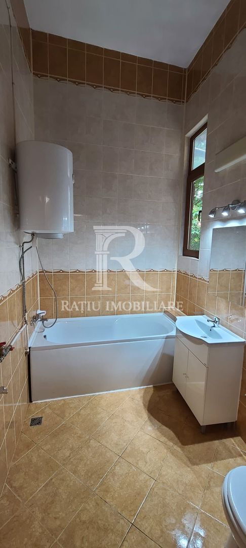 Apartament cu 2 camere | Etajul 1 | Pietonala | Ultracentral | Oradea - Poză 5
