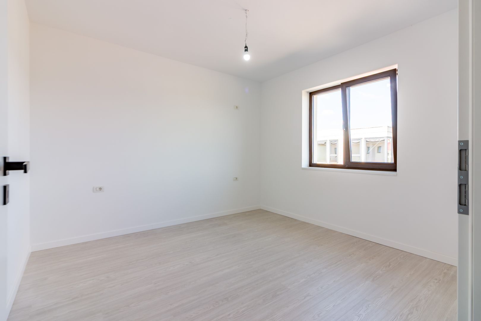 Casa/Vila 4 camere de vânzare în Corbeanca – casă nouă, zonă rezidenți - Poză 7