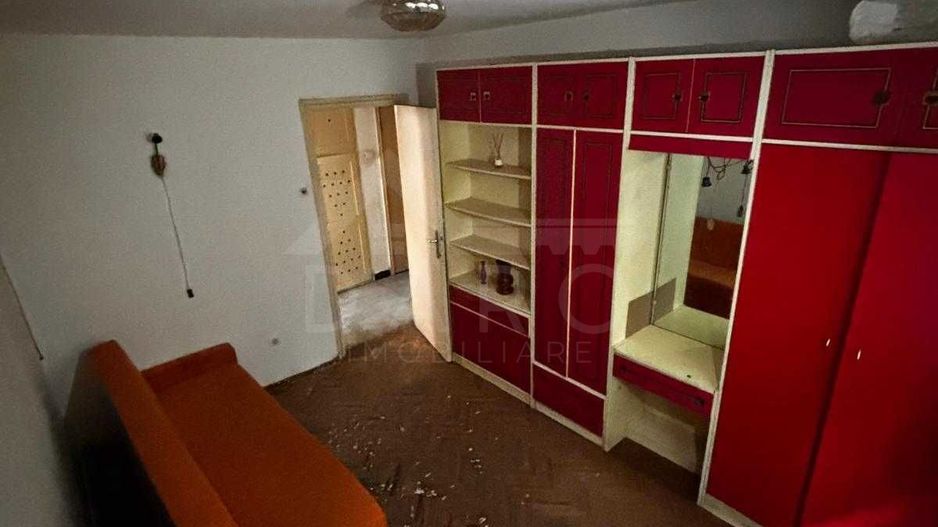Vând apartament 2 camere - Poză 3