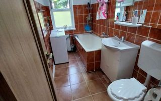 BRASADAS vinde ap 2 cam et.1/4 mobilat utilat cu garaj. - Poză 7