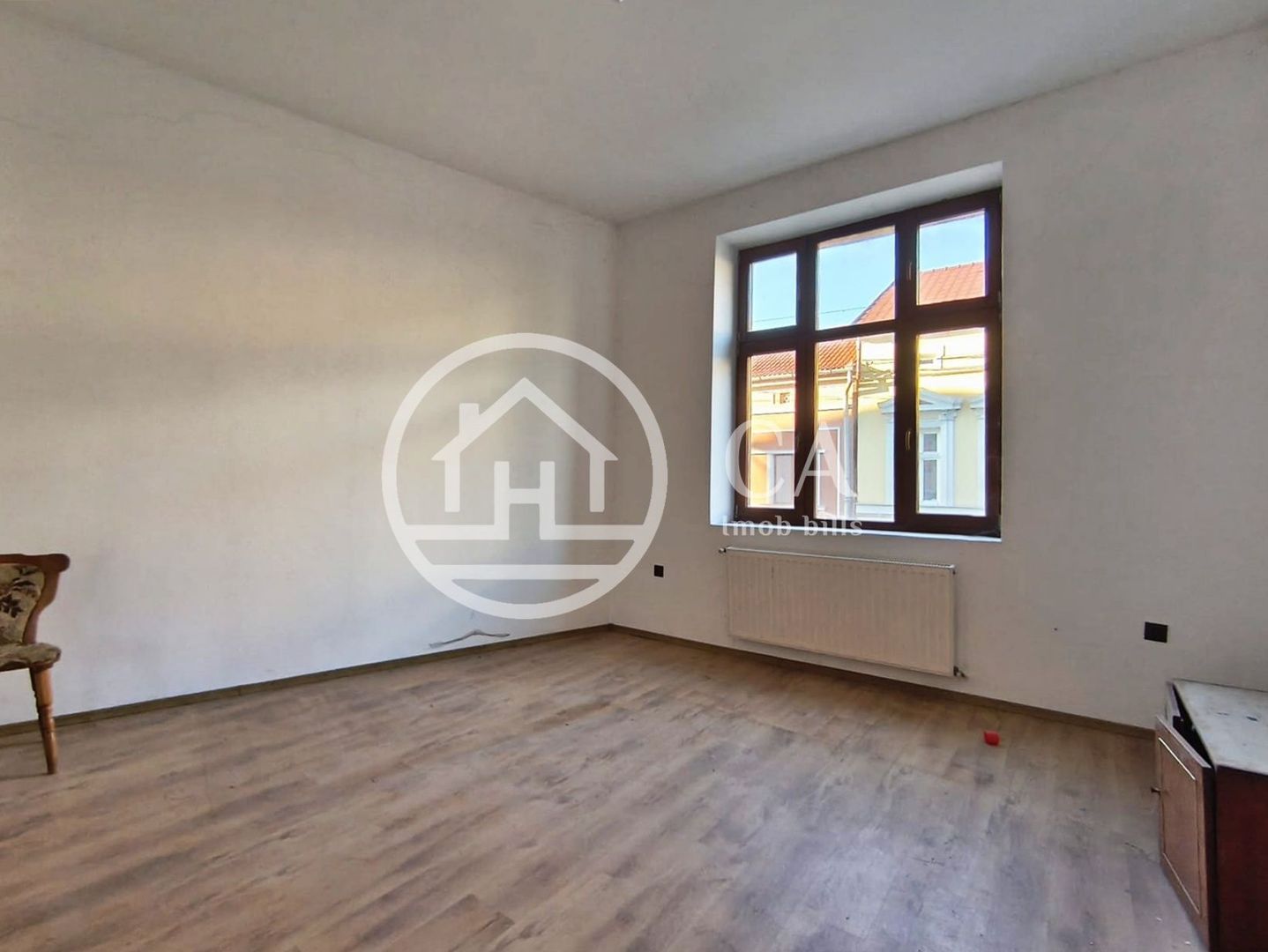 Casa de închiriat cu 6 camere în zona Centrala,  Oradea - Poză 5