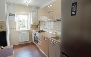 Apartament cu 4 camere in Tractoru-Independentei - Poză 5