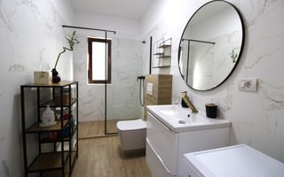 Casă modernă 3 camere, mobilată complet, curte 300 mp - Poză 13