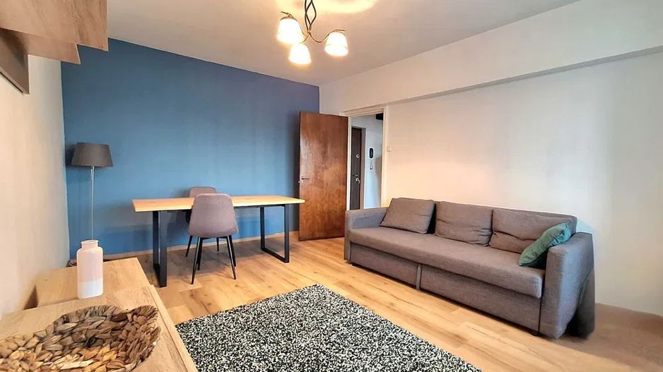 APARTAMENT 3 CAMERE TITULESCU - Poză 1