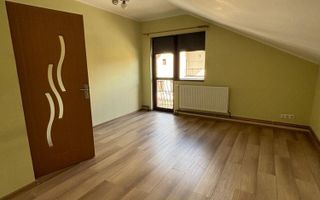 Casa 3 dormitoare curte de 300 mp utili garaj deschis Calea Surii Mici - Poză 5