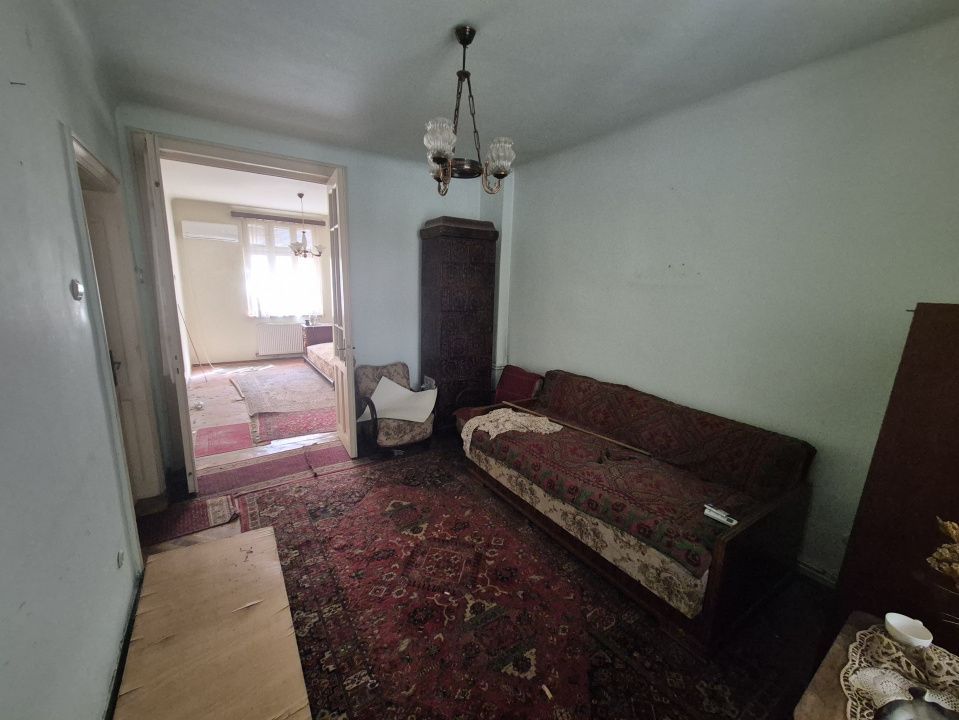 Apartament sic intr-un bloc vila interbelica - Poză 5