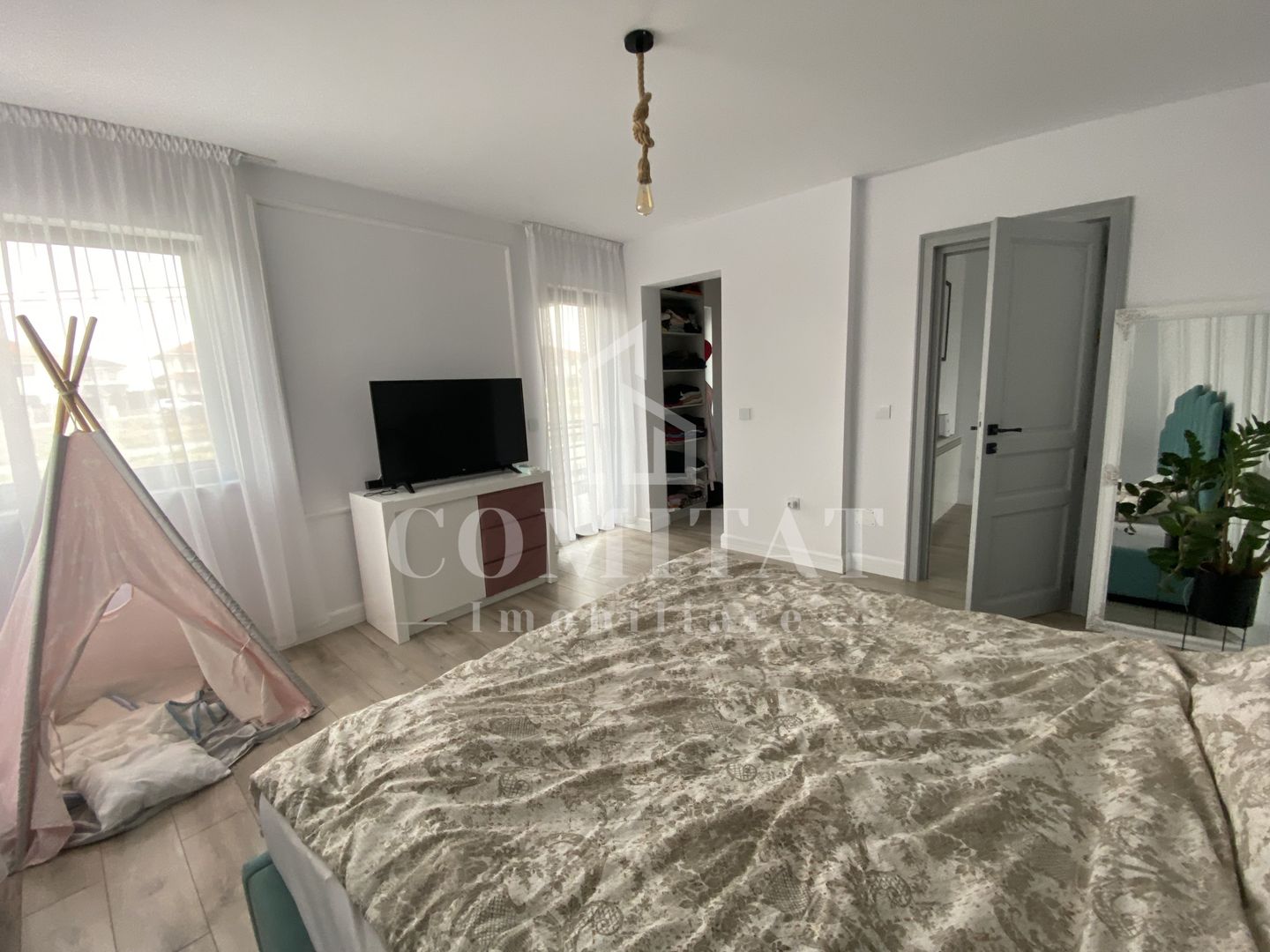 Casă individuală | Finisaje moderne | La cheie | Localitatea Dezmir - Poză 9