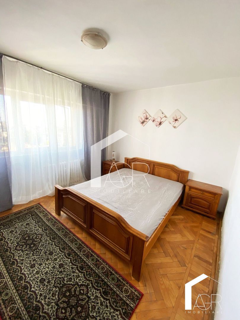 Apartament 2 camere, decomandat, Ultracentral - Poză 2