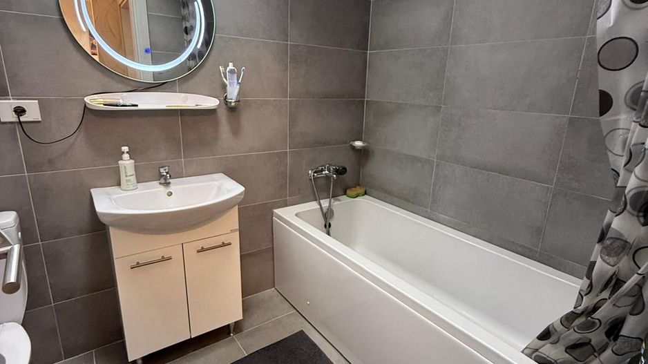 Studio Family Residence | Loc de parcare acoperit - Poză 7