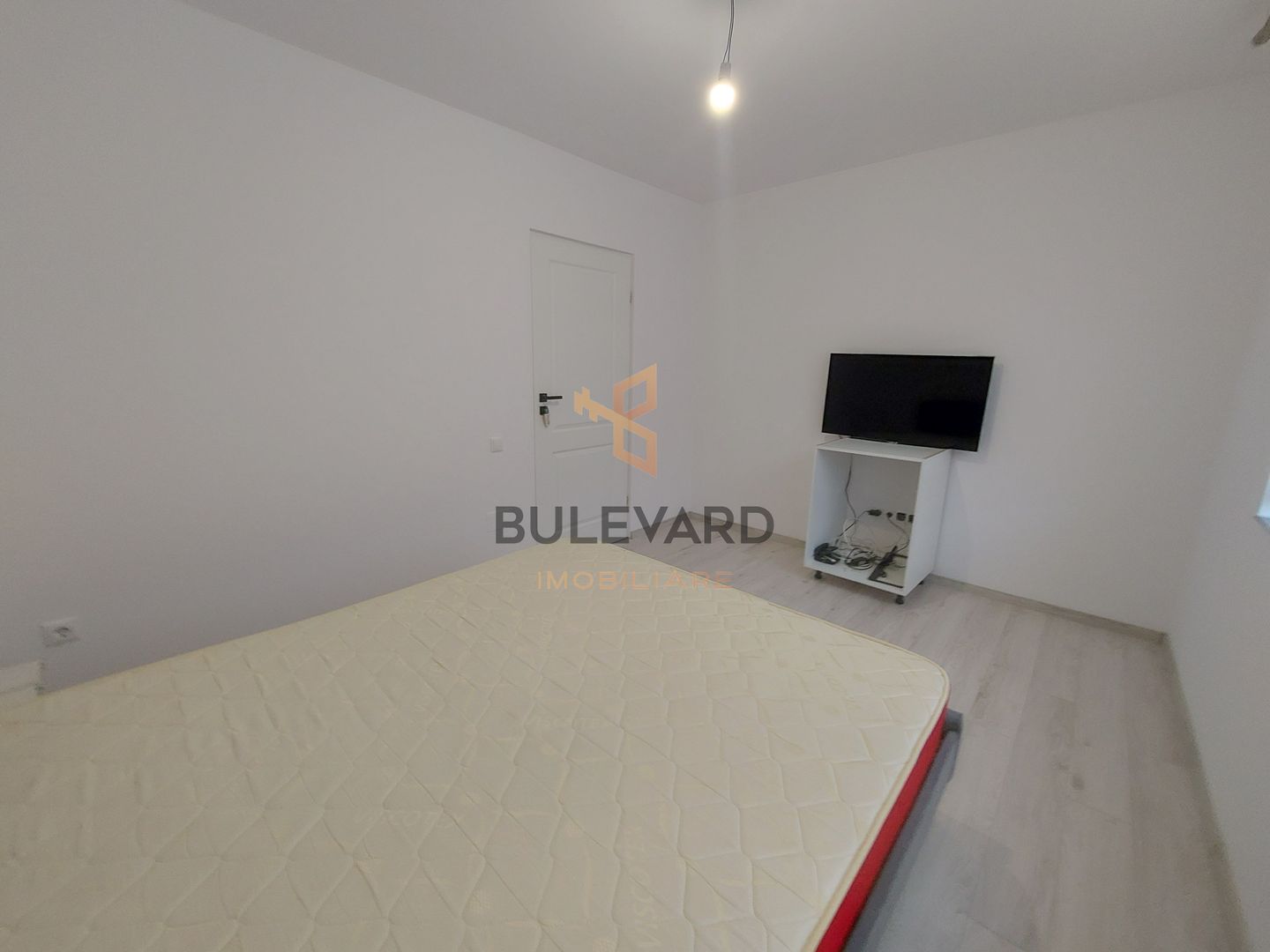 Apartament cu 3 camere+garaj subteran+boxa depozitare! - Poză 5