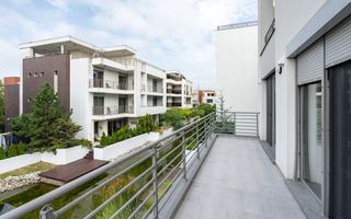 COMISION 0% - Vila eleganta P+2E 380 mp utili, teren 470mp, lac propriu + ponton - Poză 20