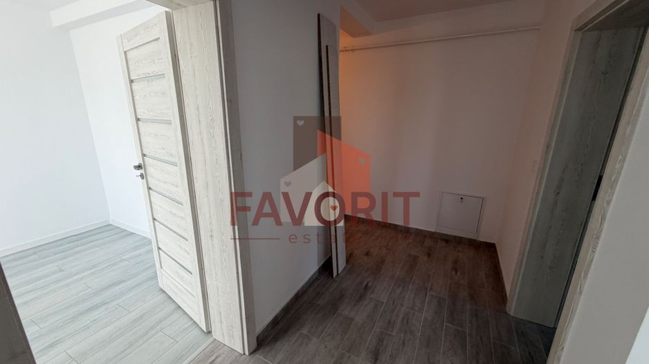 Disponibil imediat. Decomandat. TVA 21% inclus in pret - Poză 7