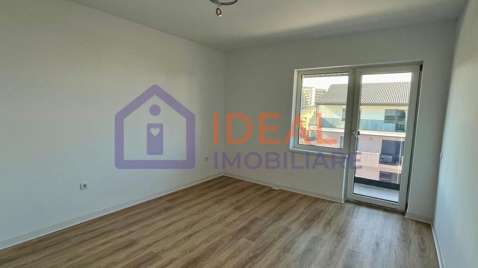 Apartament cu 3 camere de vânzare– Doamna Stanca - Poză 1
