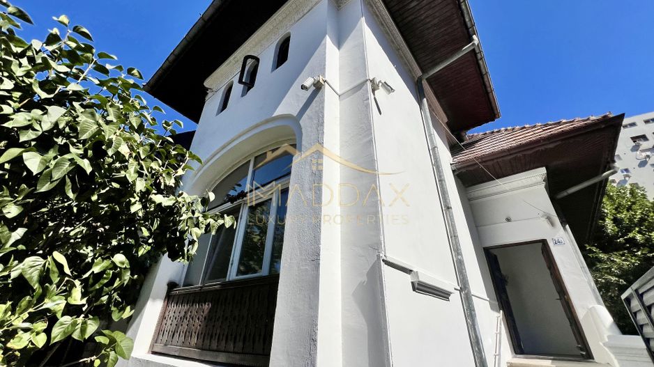 Vila EXCLUSIVISTA ***6 camere***// Dorobanți - Capitale - Poză 1