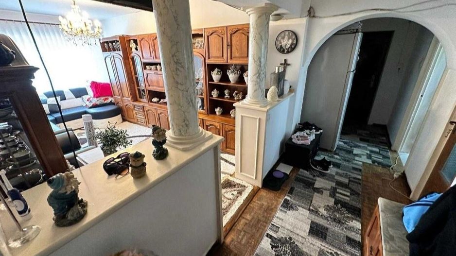 BRASADAS vinde ap 4 cam 90mp etaj 7/8 BCA Careiului M16. - Poză 1