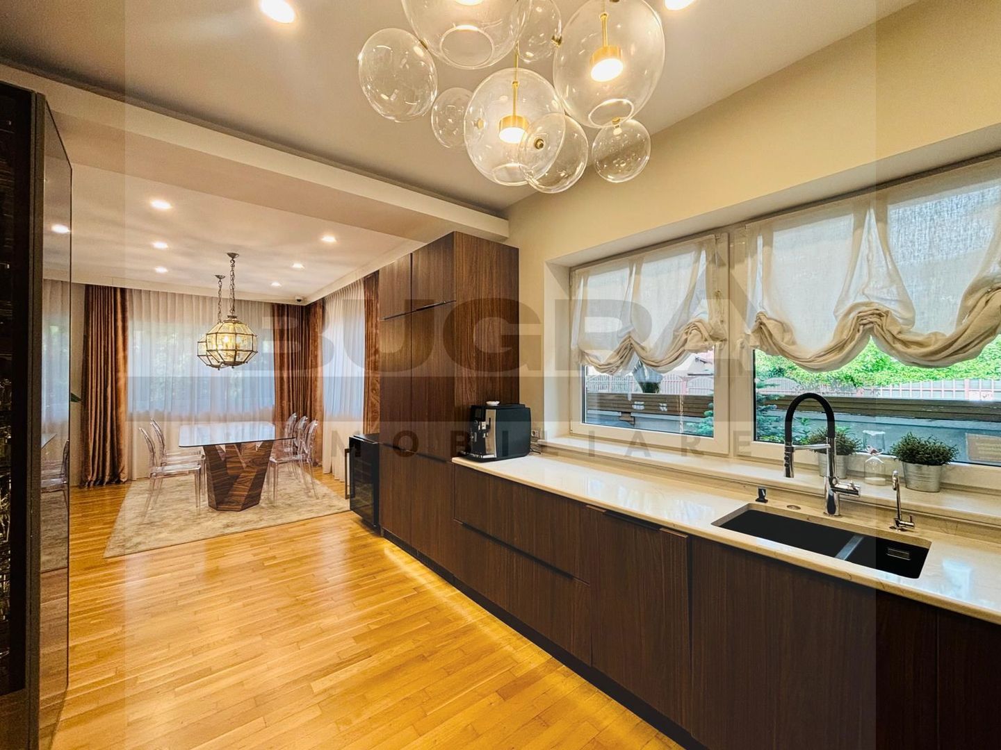 Casa individuala 210mp, terasa, sauna, jacuzzi, zona C-tin Brancusi - Poză 6