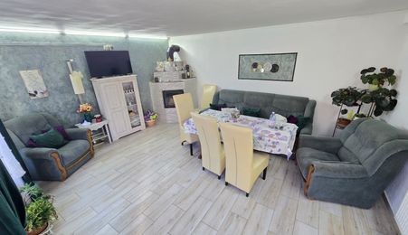 Casa 7 camere 3 bai 2 intrari Zona Garii