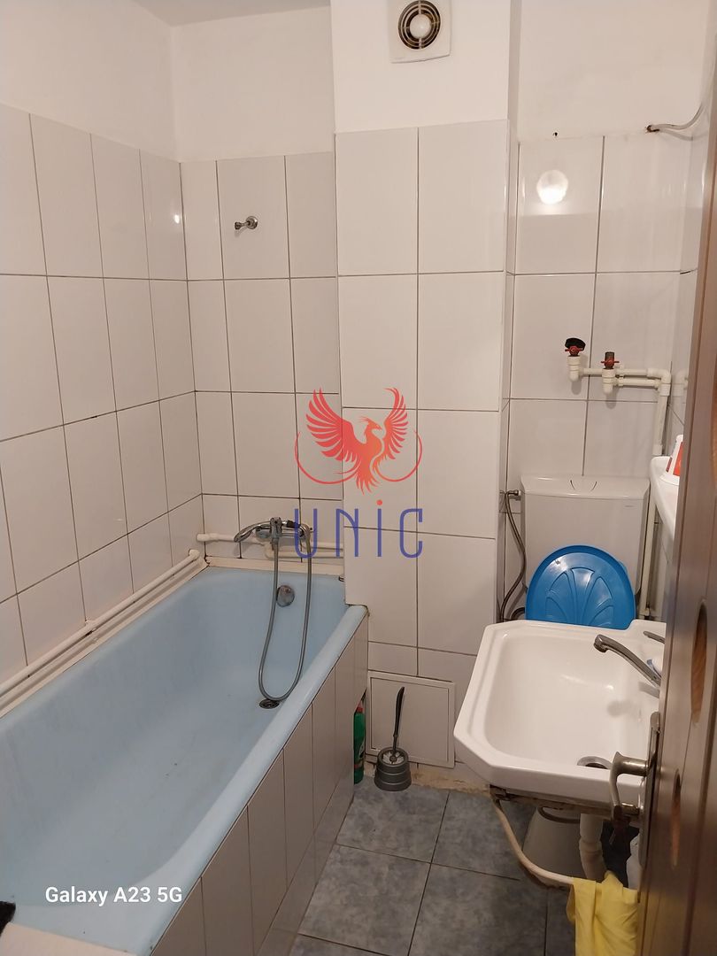 Garsoniera, etaj 3/4, centrala termica, Valea-Rosie - Poză 7