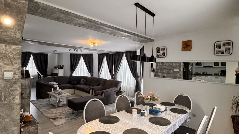 Vilă spațioasă cu 6 camere – Cartierul Viena, Oradea - Poză 3