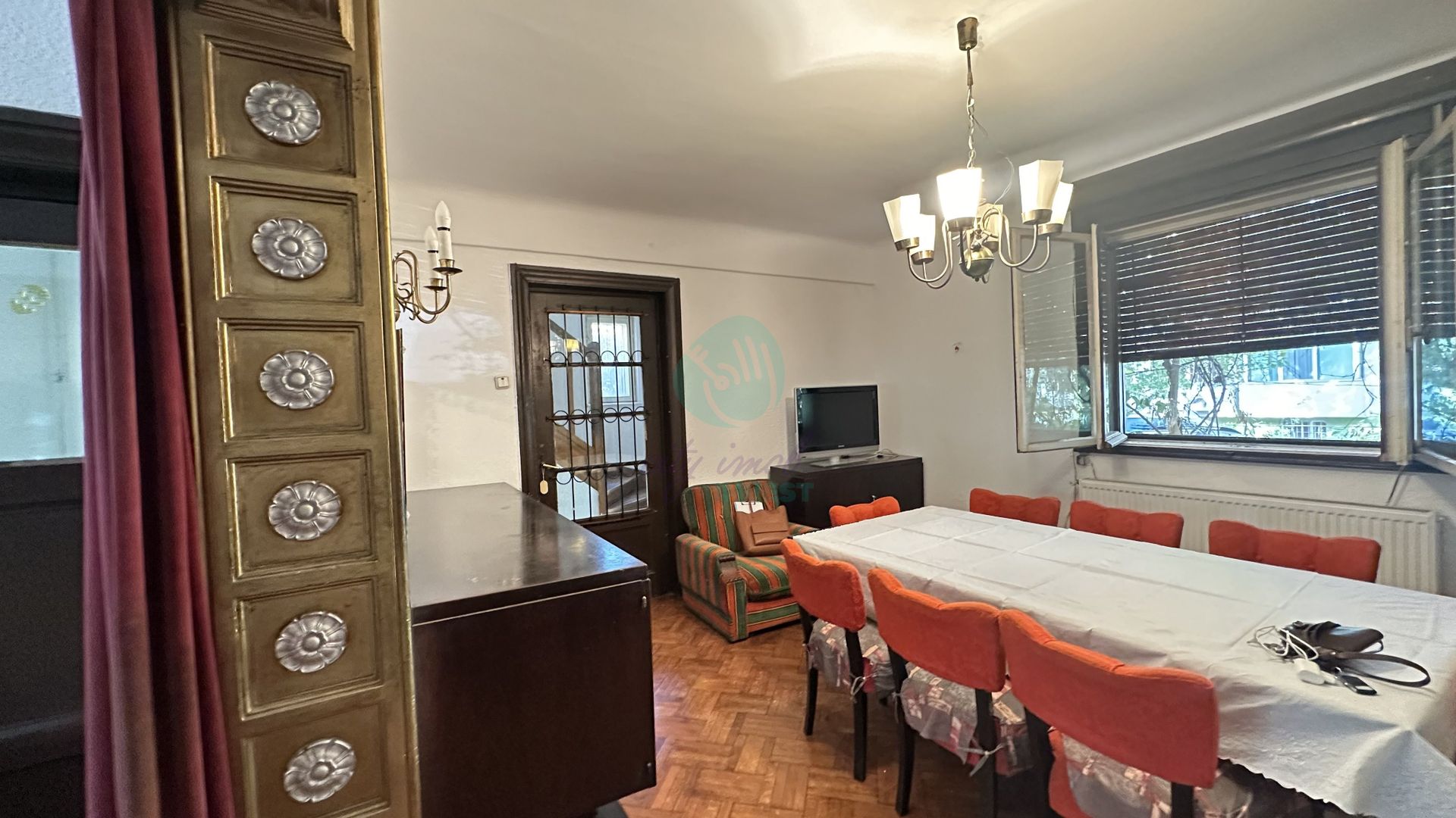 Vila boema in VATRA LUMINOASA - Poză 4