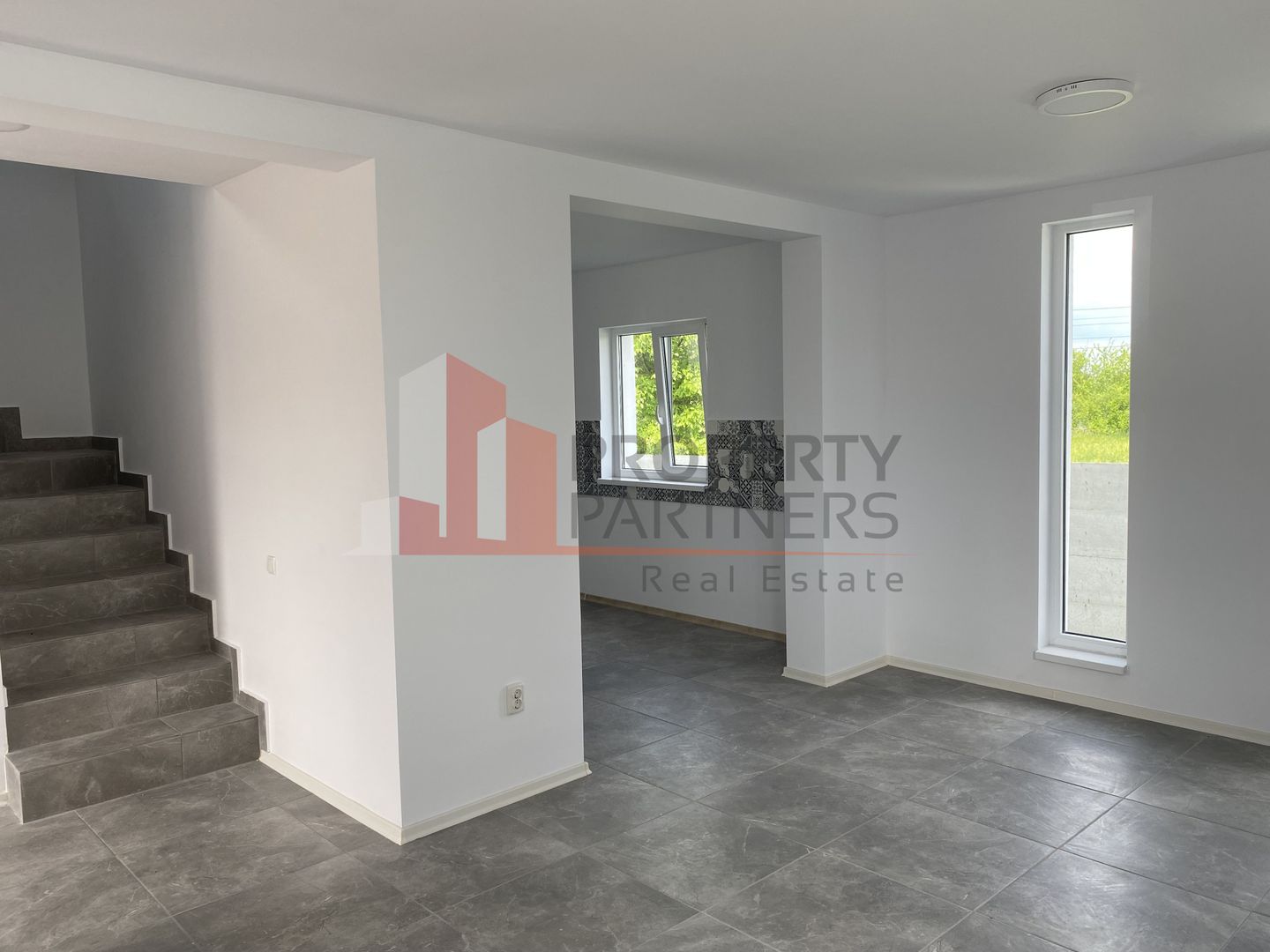 Casa P+1 in Sabareni. - Poză 3