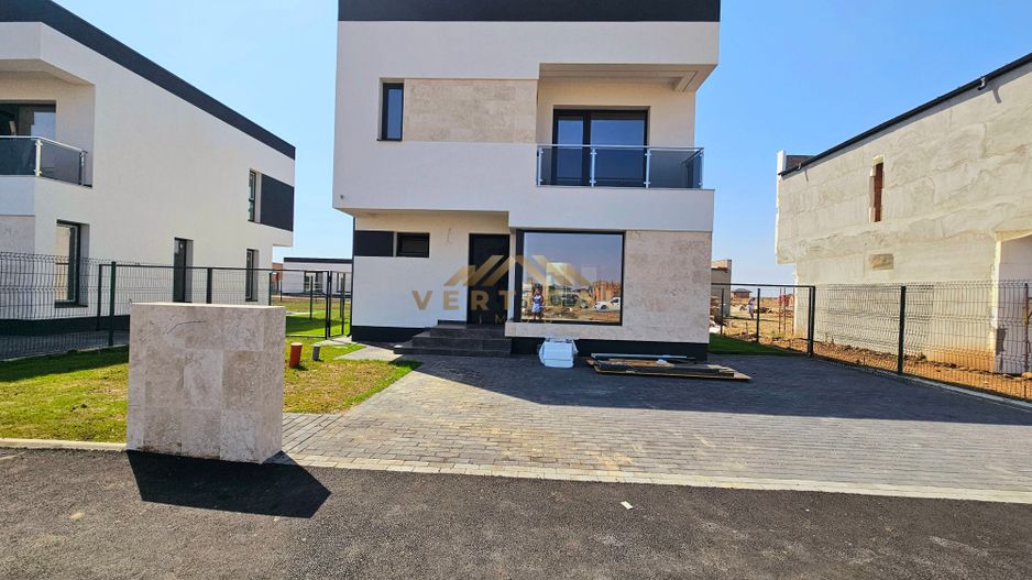 De vanzare vila 4 camere - cartier Mega Parc Residence -comuna Berceni - Poză 3