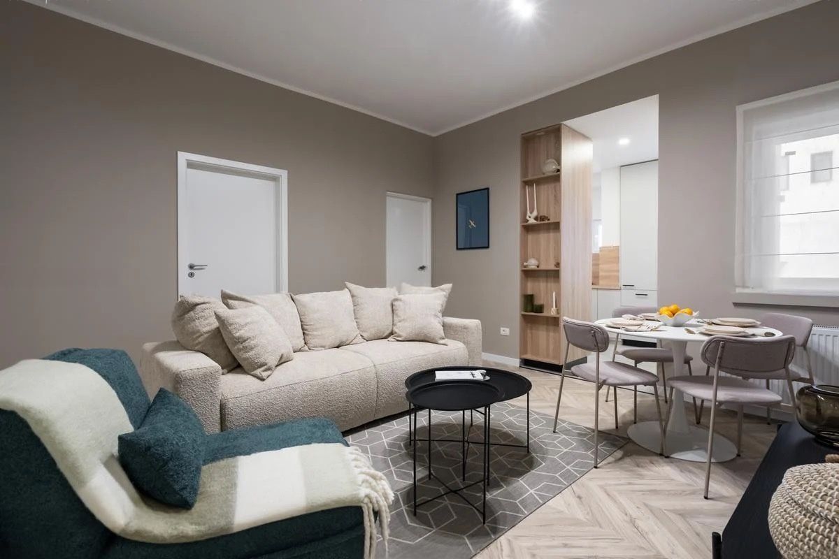 Apartament 3 camere I Parcul Cișmigiu I Calea Victoriei - Poză 2
