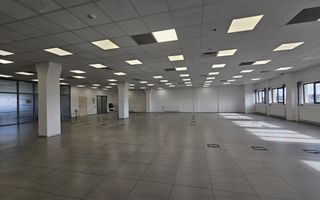 Spatiu de birouri de inchriat locatie centrala si vizibilitate buna - Poză 9