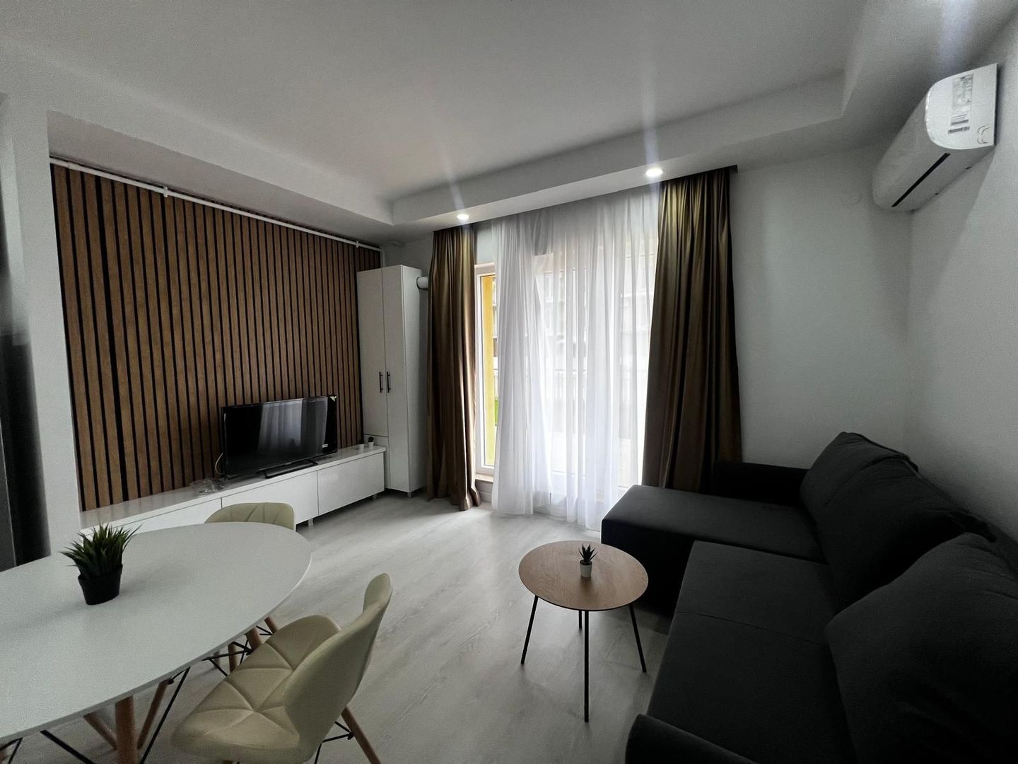 Apartament tip studio de inchiriat la parter - Poză 6