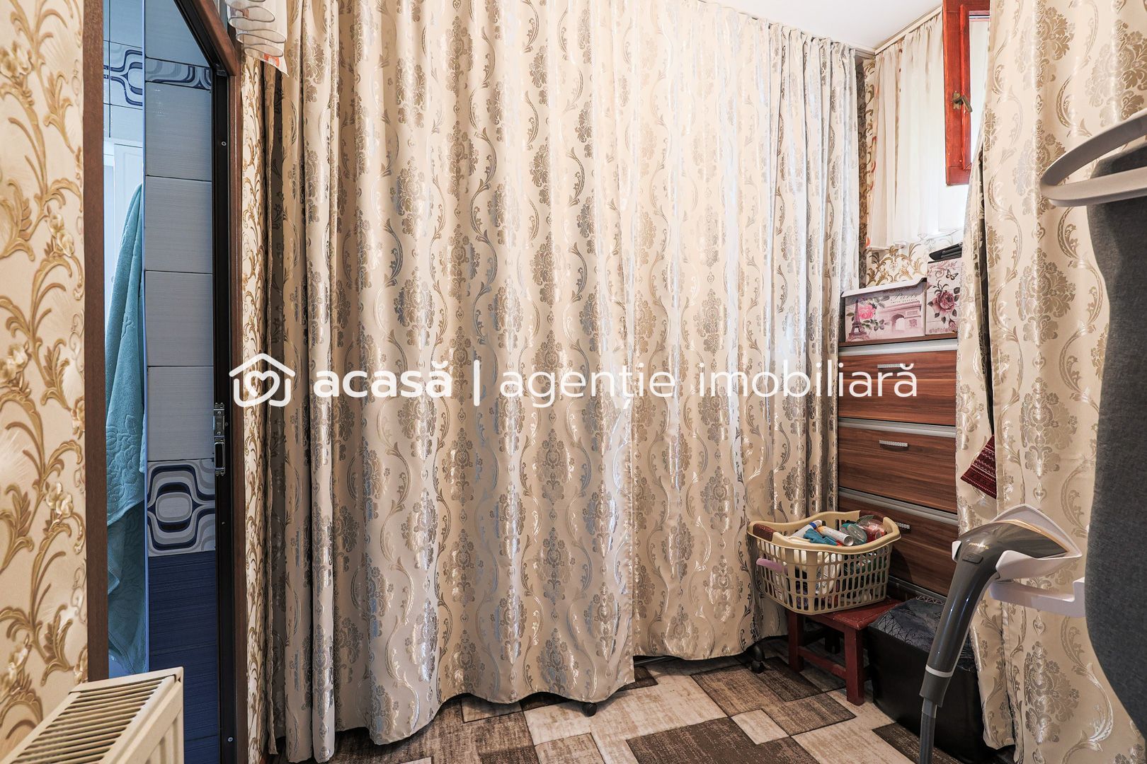 Apartament central, strada Episcopiei cu loc de parcare Comision 0 - Poză 12