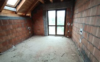 Vilă la roșu, 3 niveluri, zonă rezidențială – Pensiunea Morariu - Poză 7