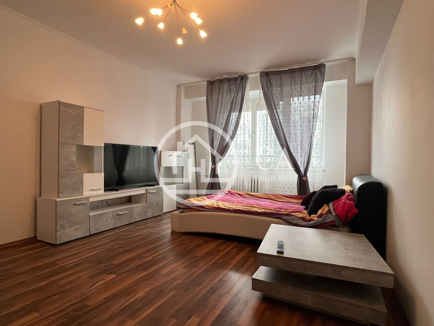 Apartament cu 3 camere de vânzare in zona Cantemir, Oradea - Poză 7