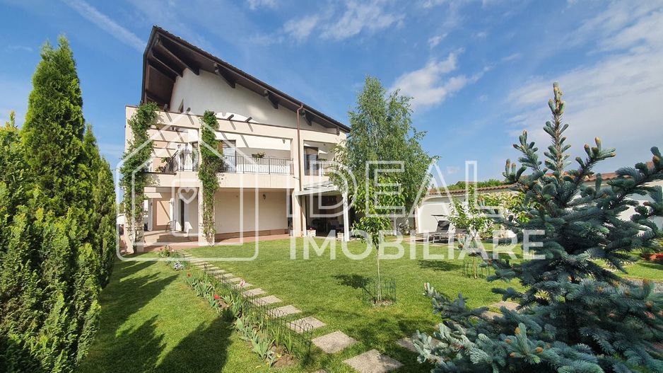 Vila Individuala cu 8 camere si gradina, in Selimbar - Poză 1