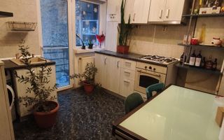 Apartament 3 camere Unirii, centrala proprie - Poză 4