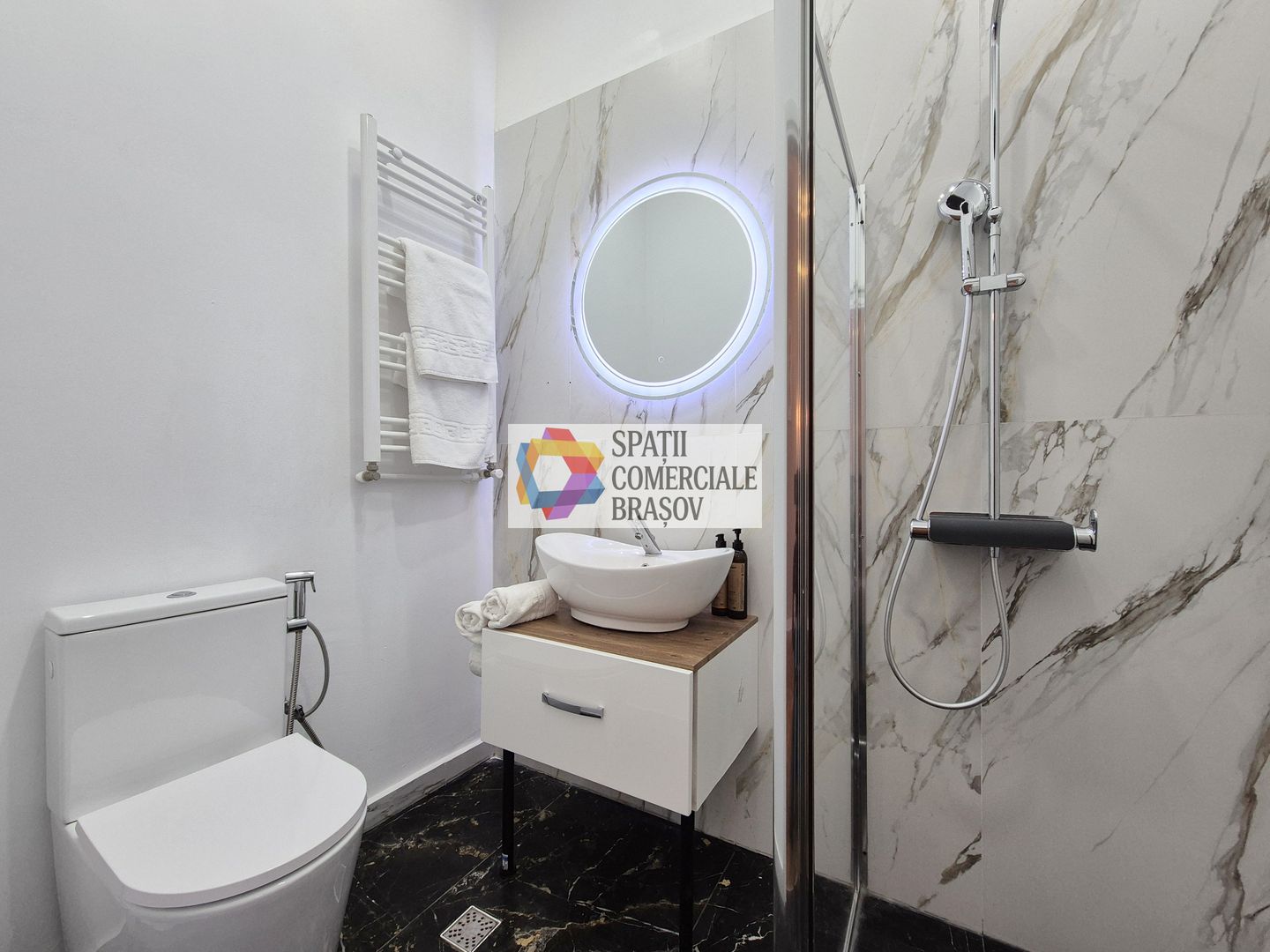 Casa de vânzare zona Centrală - 225 mp - Poză 10